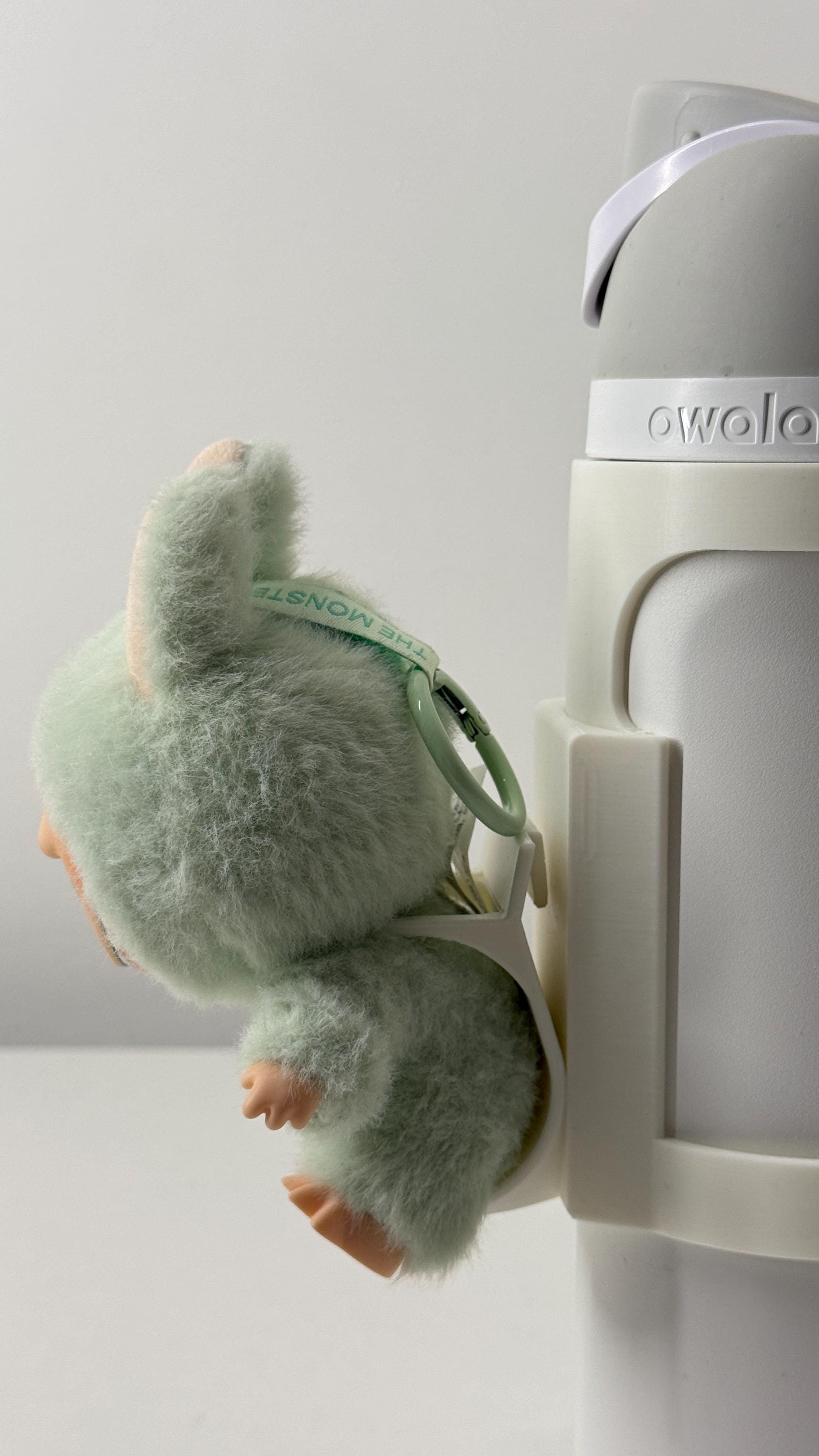For the Owala 24oz Freesip: Small Figure Bottle Mount – La Bobu Fun Display Attachment!