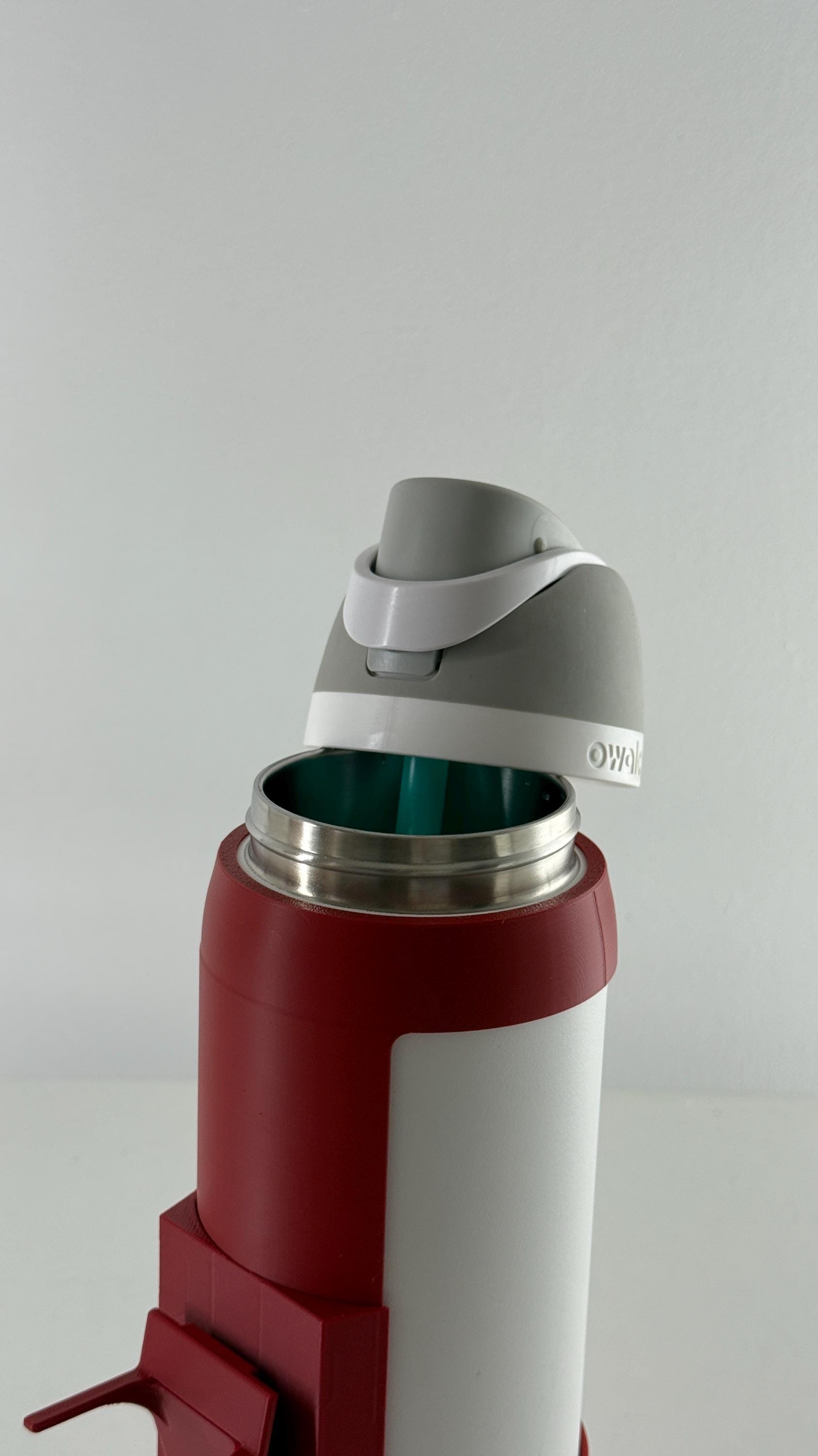 For the Owala 32oz Freesip: Sitting and Standing Figure Bottle Mount – La Bobu Fun Display Attachment!