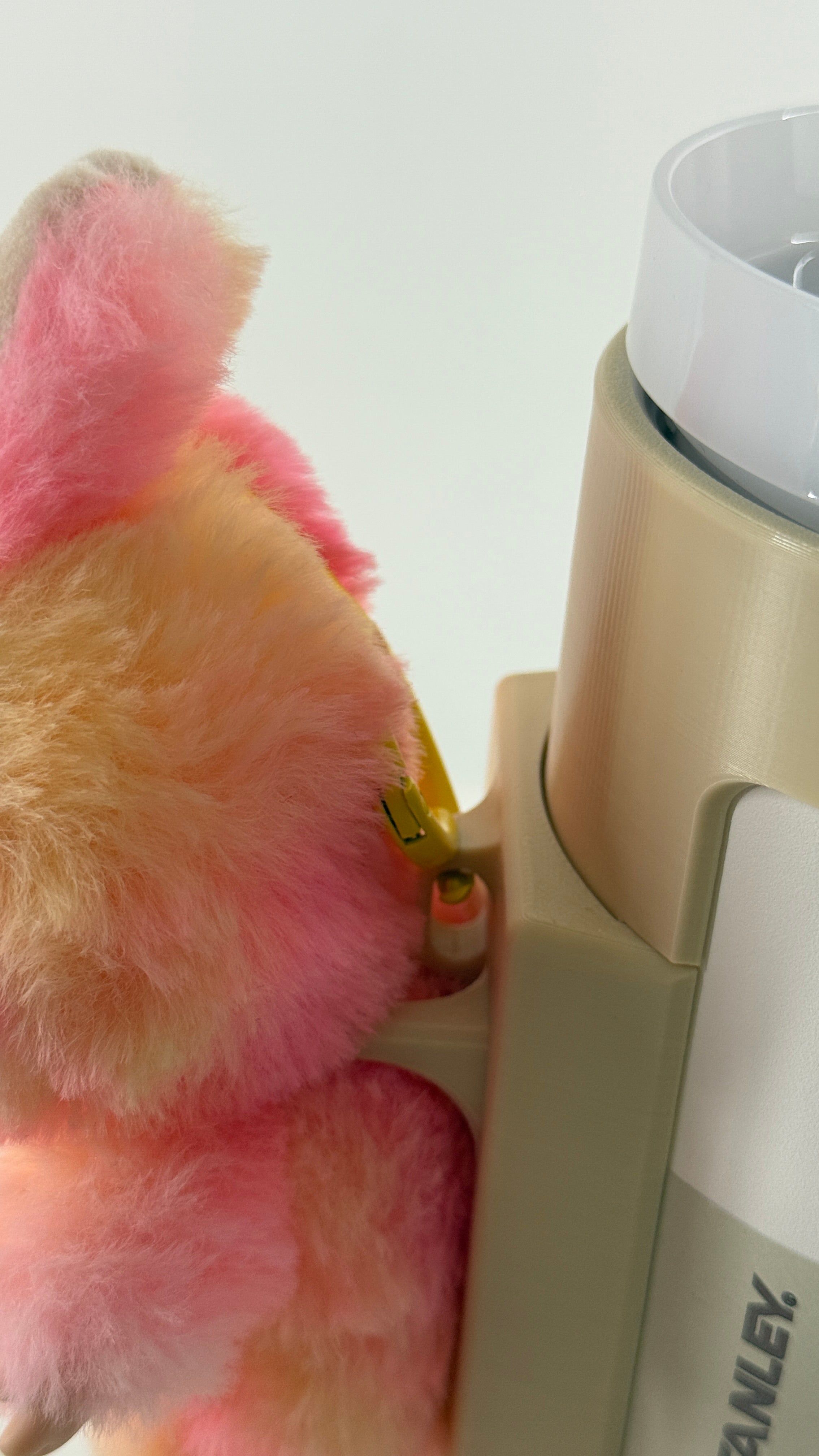 For the Stanley Quencher 40oz: Standing Figure Bottle Mount – Fun Display Attachment! (Copy)