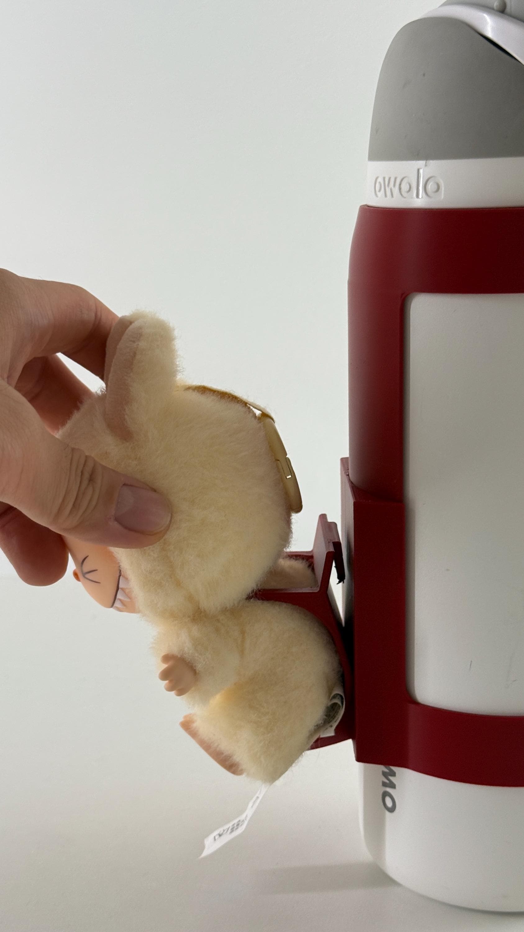 For the Owala 32oz Freesip: Sitting and Standing Figure Bottle Mount – La Bobu Fun Display Attachment!