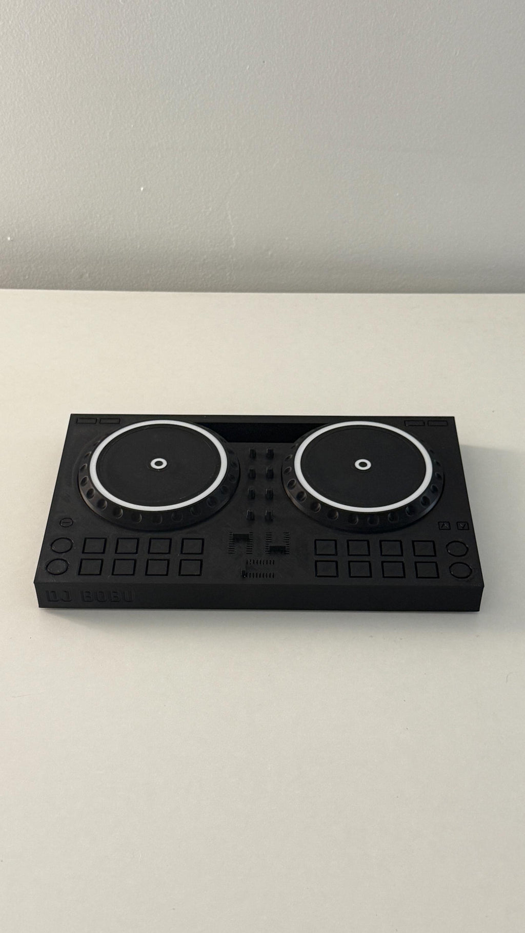 DJ Turntable Coaster Set – 6pc Vinyl Drink Coasters with 10”x6” Controller Base | Customizable Nameplate Option | DJ Gift for Music Fans