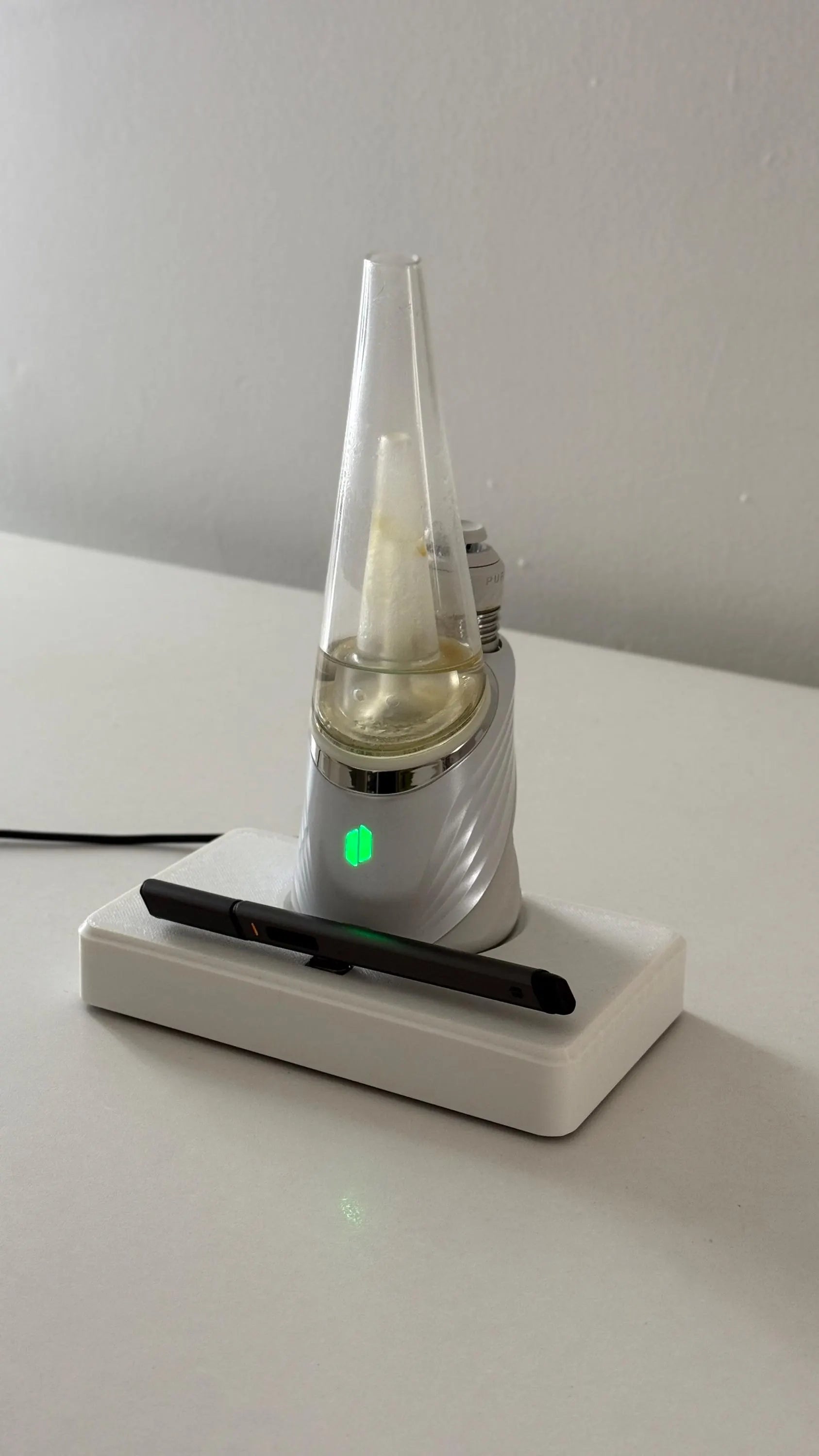 Version 1 //  Dab Station /  Designed for the Puffco Peak Pro and Hot Knife Charging Dock: Wireless Charging