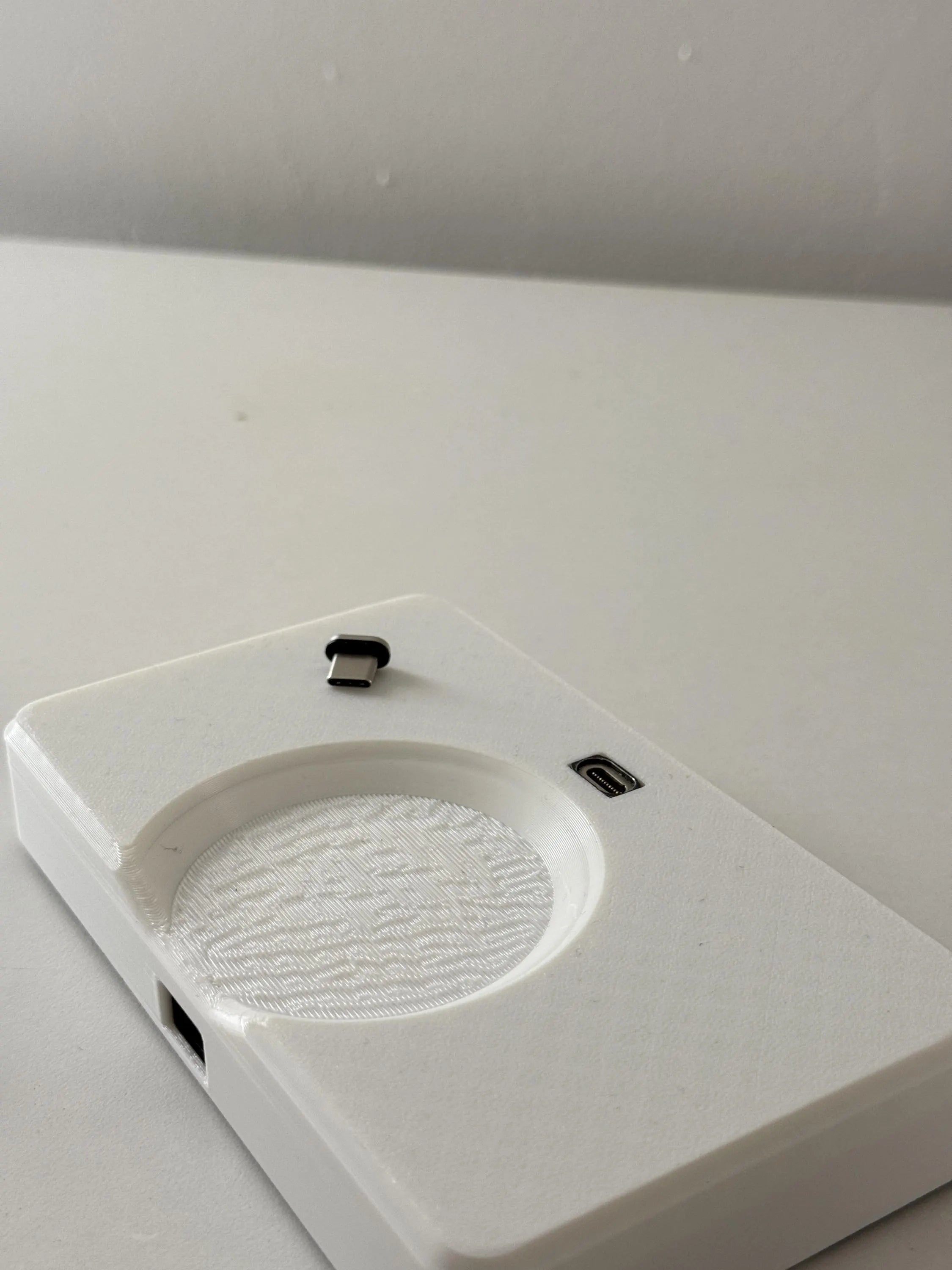 Version 1 //  Dab Station /  Designed for the Puffco Peak Pro and Hot Knife Charging Dock: Wireless Charging