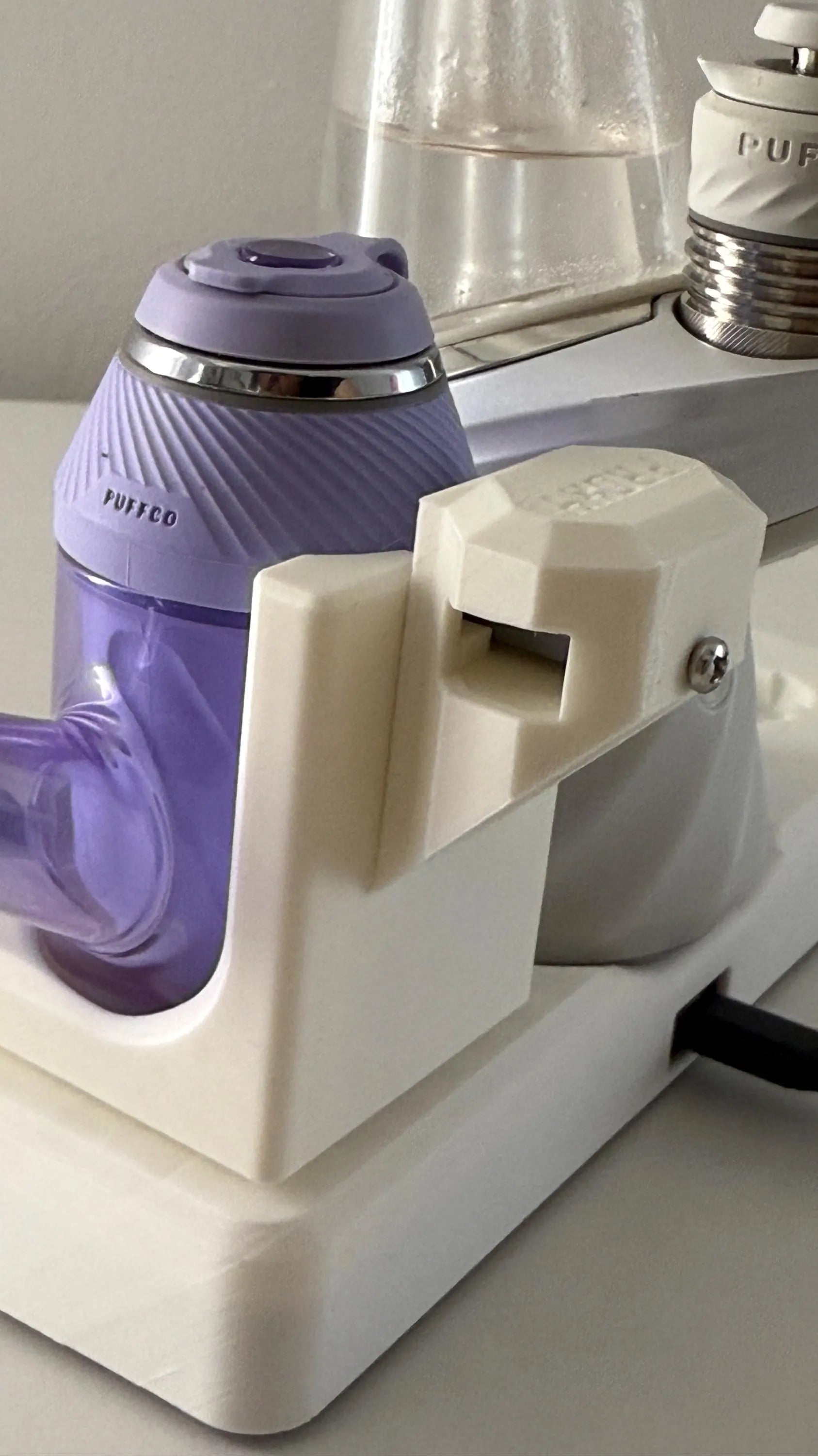 Charging Accessory designed for the Puffco Proxy (Original Glass) // For the Version 2 Puffco Peak Pro Charging Dock / USB-C Powered