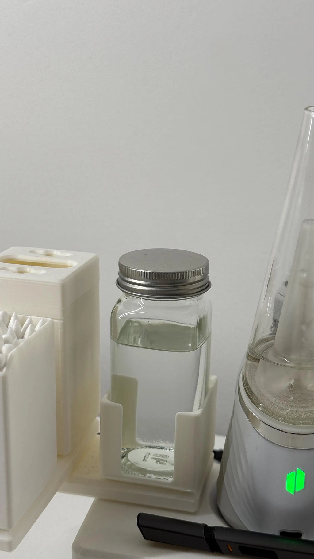 Twist Lock Accessories for Version 2 Peak Pro & Hot Knife Wireless Charging Dock