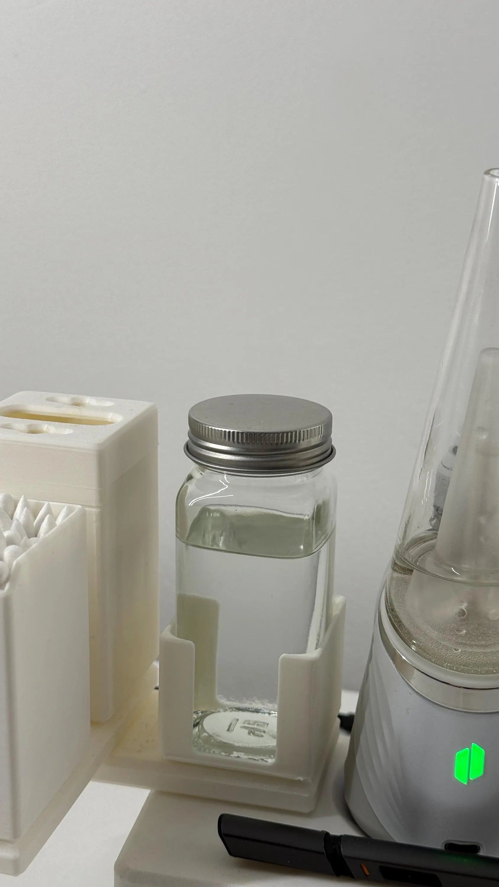 Twist Lock Accessories for Version 2 Peak Pro & Hot Knife Wireless Charging Dock