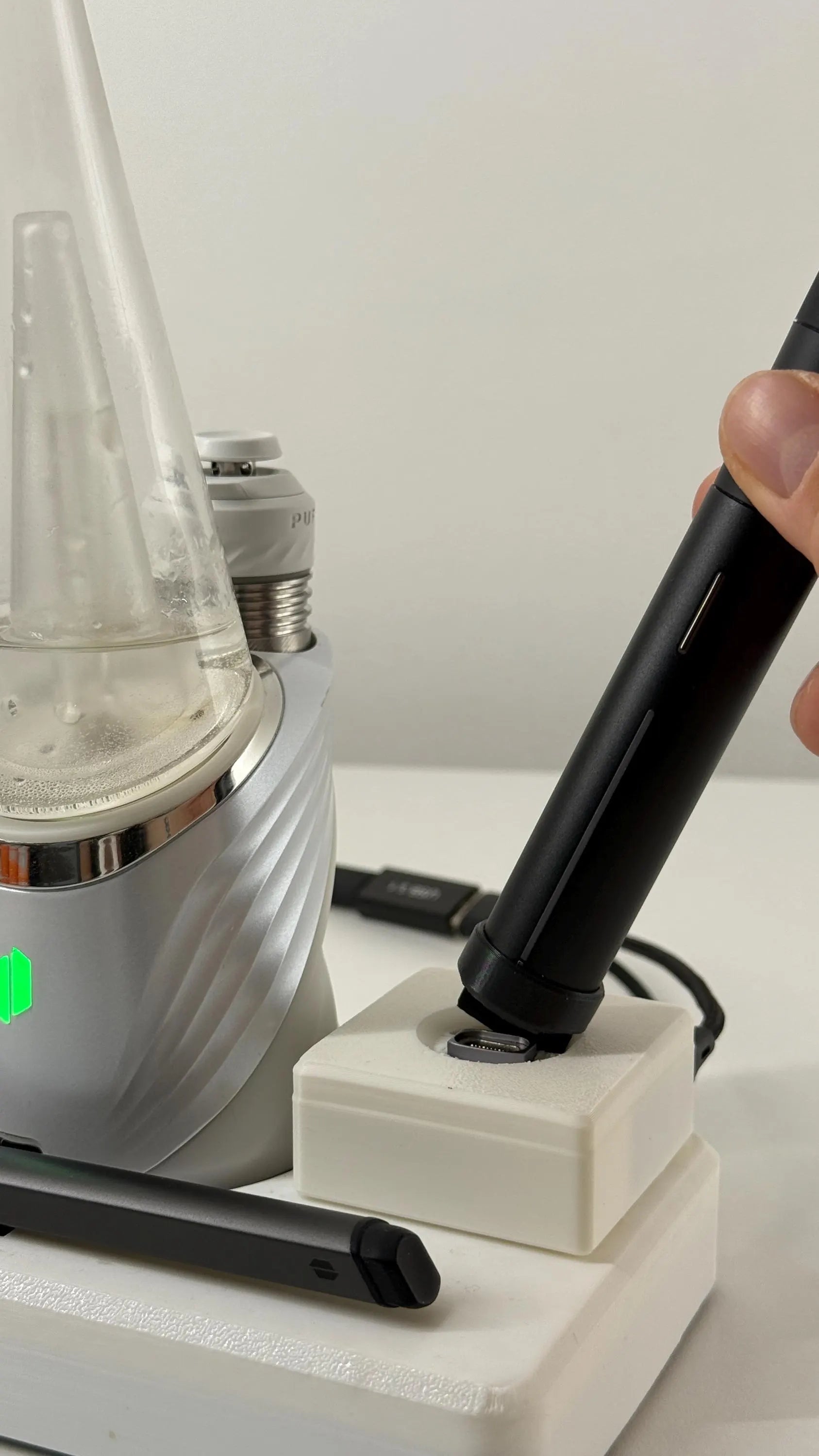 Magnetic Charging Accessory  Designed for the Puffco Pivot // For the Version 2 Puffco Peak Pro Charging Dock / USB-C Powered / Dab Station