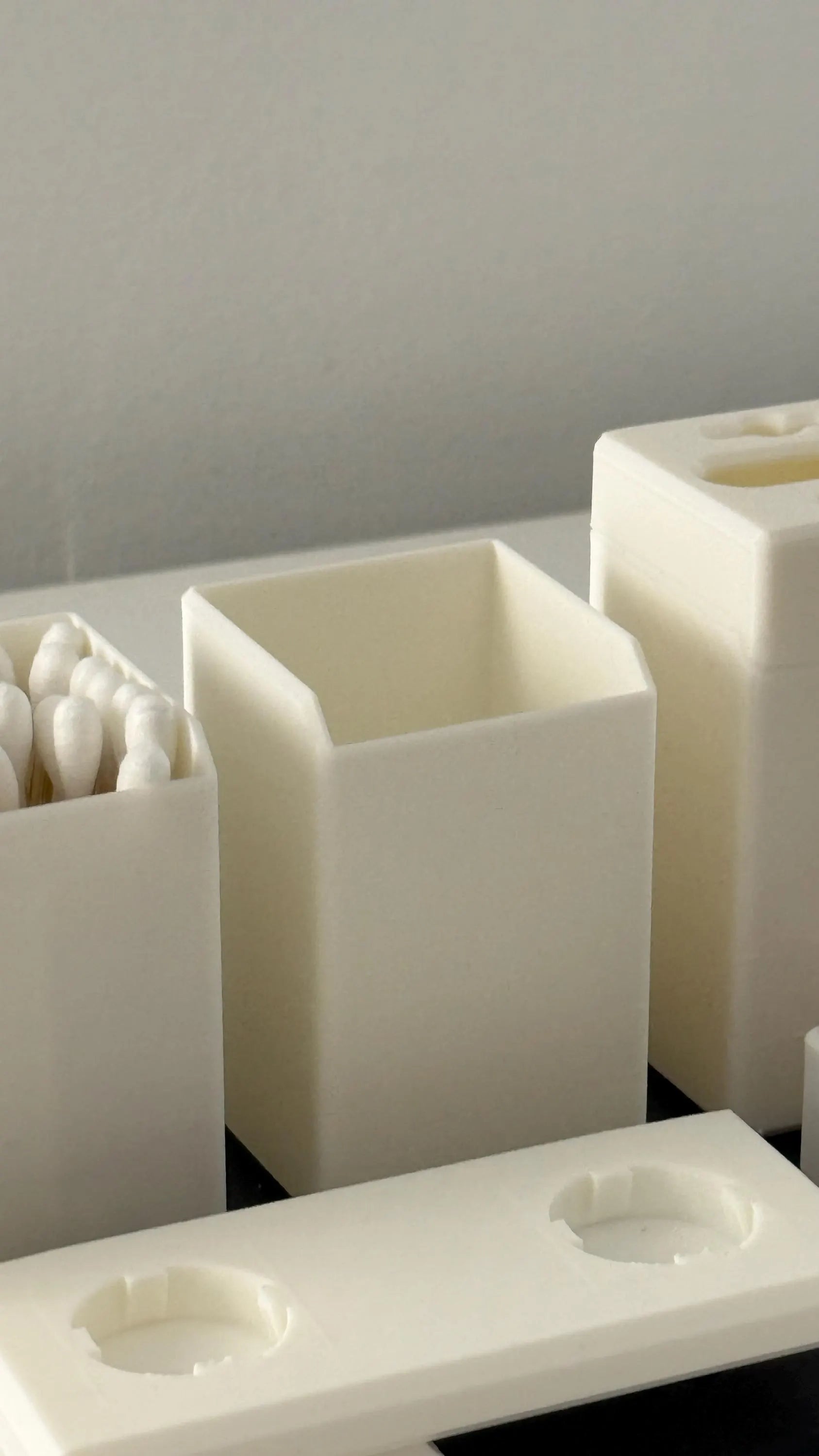 Twist Lock Accessories for Version 2 Peak Pro & Hot Knife Wireless Charging Dock