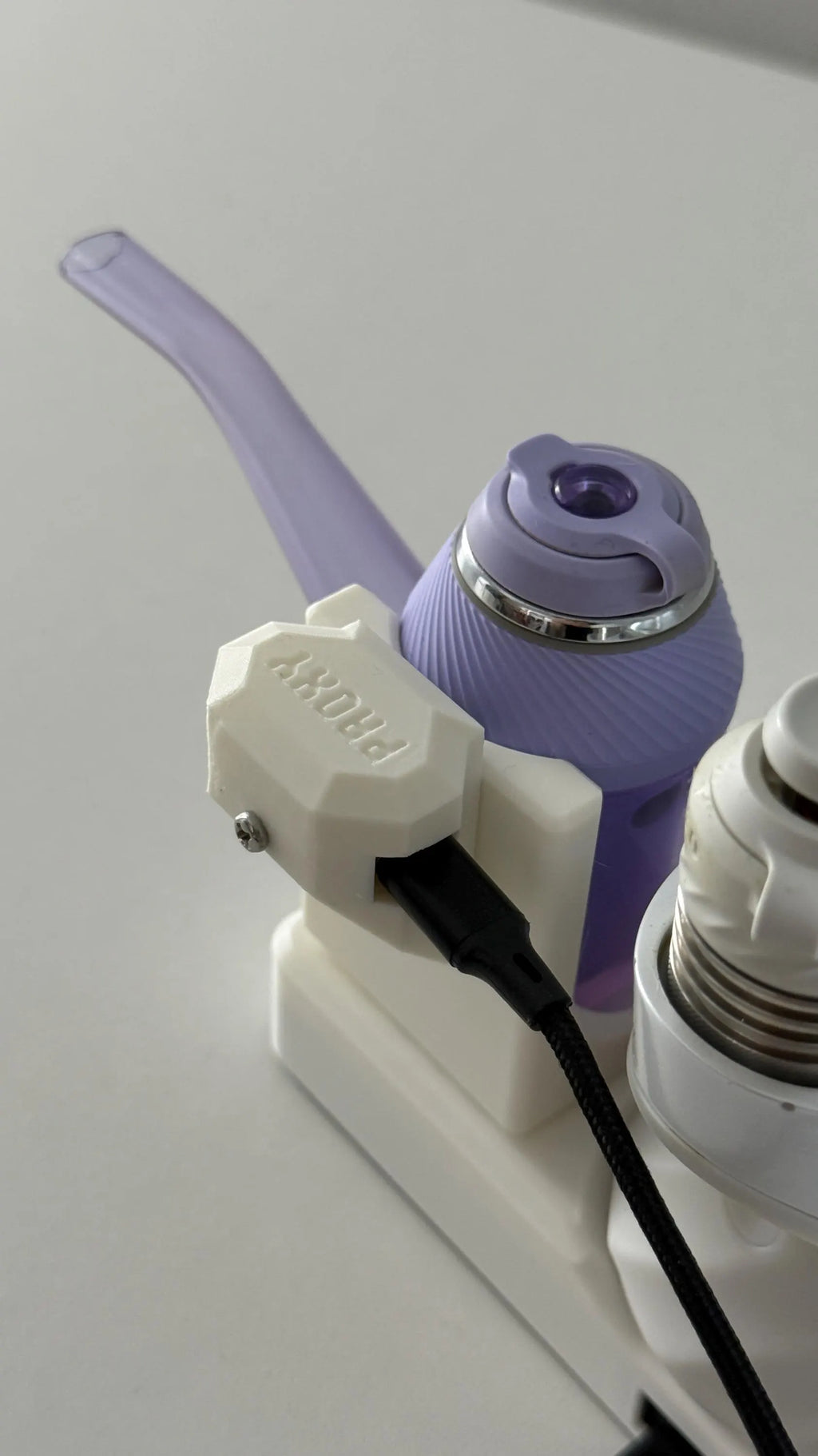 Charging Accessory designed for the Puffco Proxy (Original Glass) // For the Version 2 Puffco Peak Pro Charging Dock / USB-C Powered