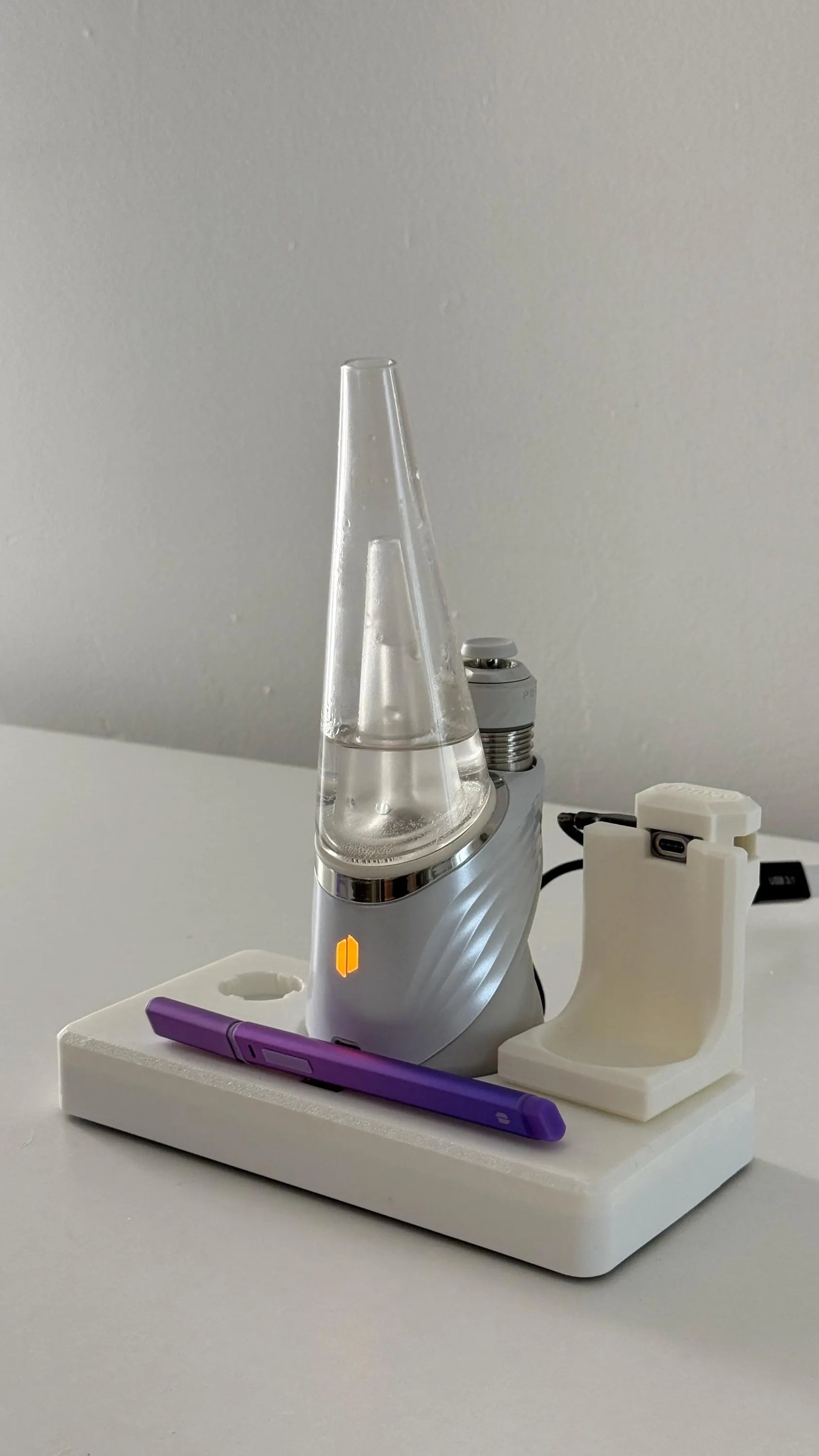 Charging Accessory designed for the Puffco Proxy (Original Glass) // For the Version 2 Puffco Peak Pro Charging Dock / USB-C Powered