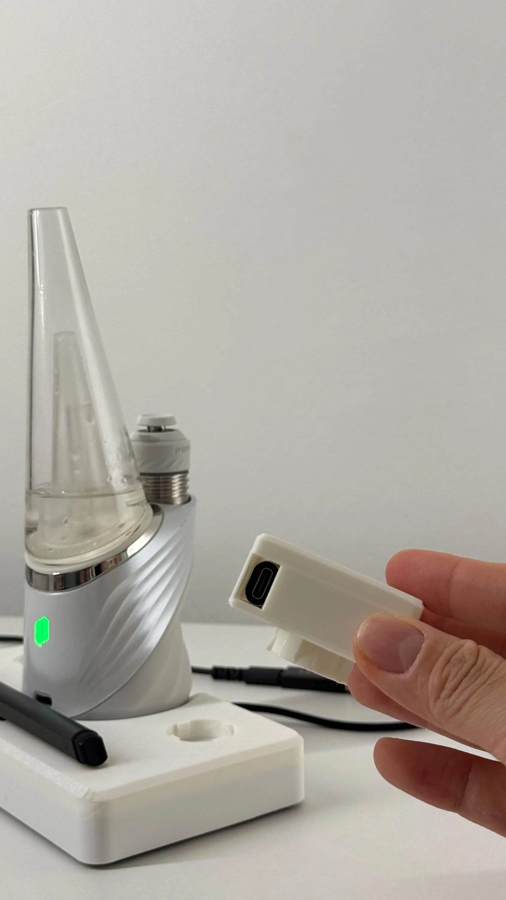 Magnetic Charging Accessory  Designed for the Puffco Pivot // For the Version 2 Puffco Peak Pro Charging Dock / USB-C Powered / Dab Station