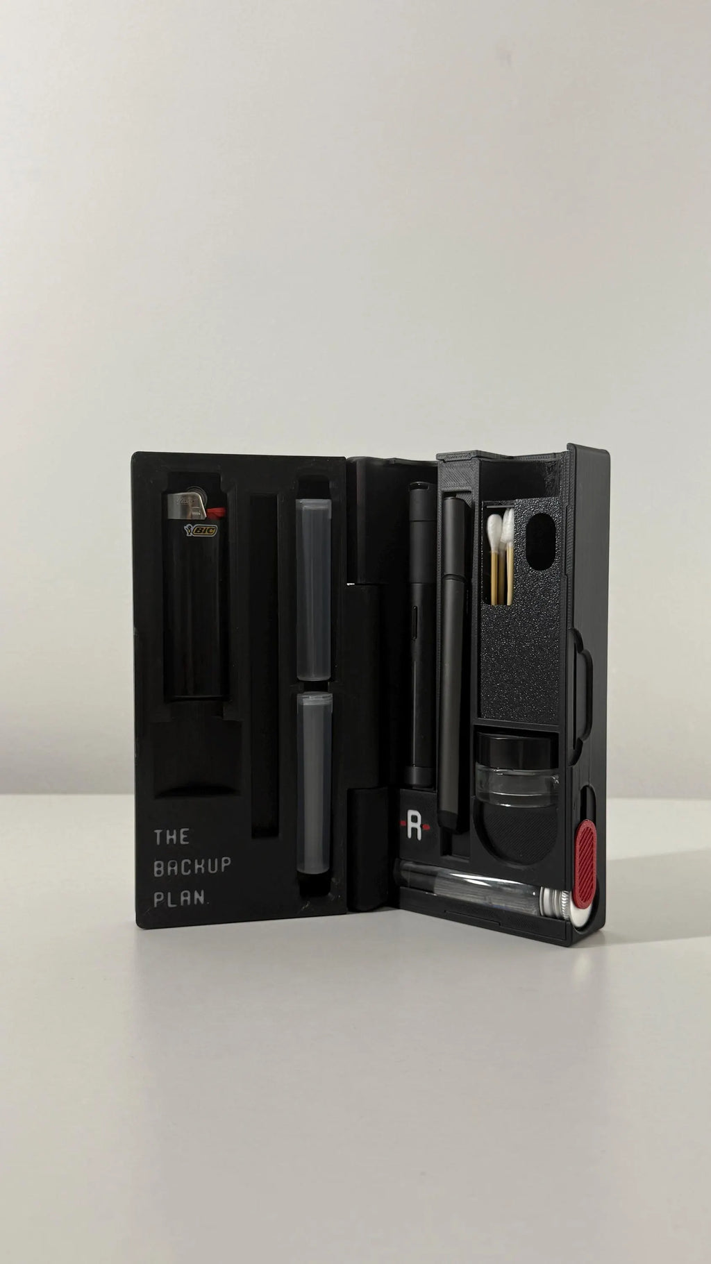 Folding Travel Case designed for the Puffco Pivot [UPDATE V2 // READ DESCRIPTION]